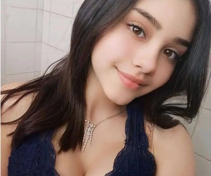 Soy rosio una rica chibolita desnuda hot