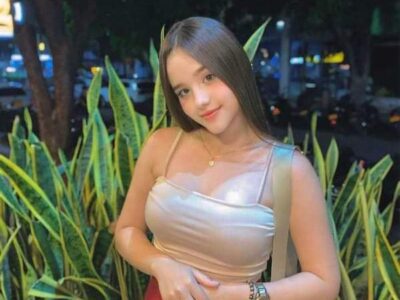 Nenita hot blanquita ojitos verdes