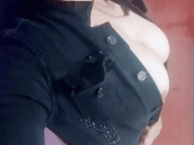 Ani, bailarina exótica deseosa de satisfacer tus fetiches.  