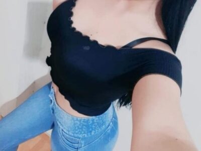 Brenda , rica culona oral peladito y la 69