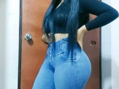 Brenda , rica culona oral peladito y la 69