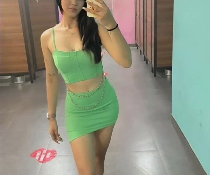 Risueña charapita calientita y juguetona