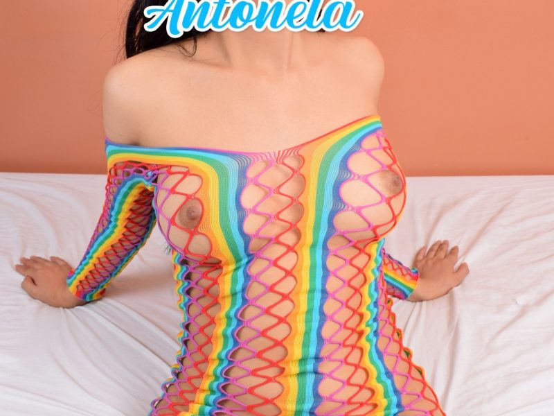 SENSUAL MUJER CON CINTURA SEXY